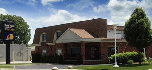 Shore Pointe Motor Lodge Of St Clair Shores Roseville Exterior photo